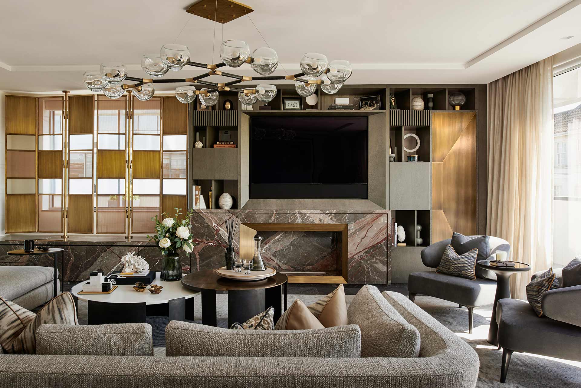 https://cmdbespoke.co.uk/wp-content/uploads/2019/09/Portman_Square_1.jpg