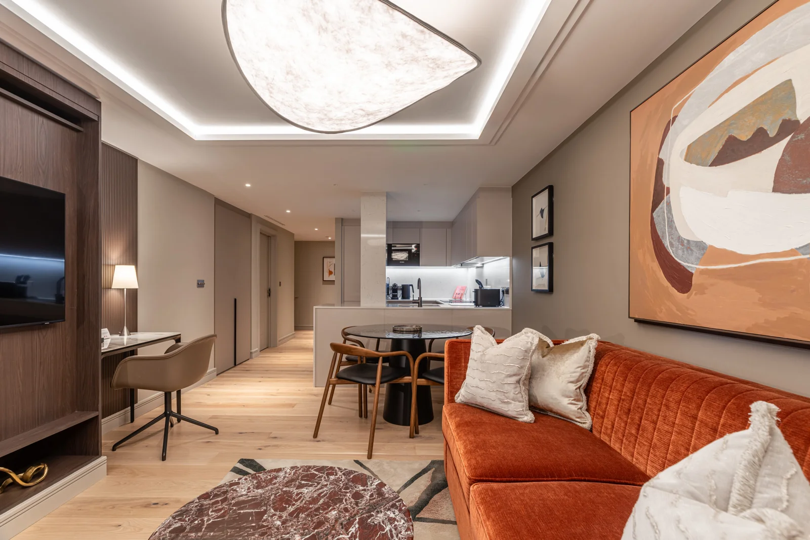https://cmdbespoke.co.uk/wp-content/uploads/2026/01/KP_SM_S7_06646-HDR-Edit-scaled-1.webp
